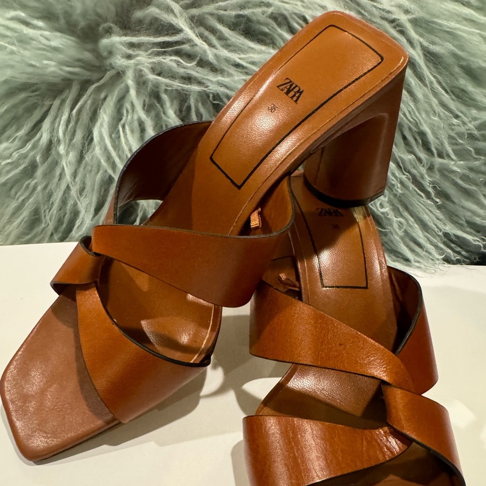 ZARA leather shoes brown size 6